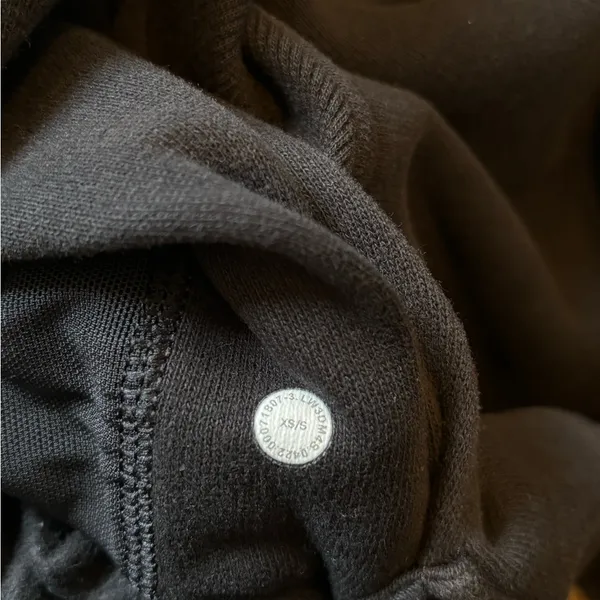 Lululemon Scuba Half Zip - Image 2