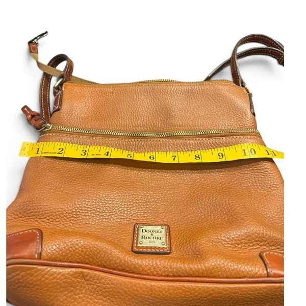Vintage 2000's Y2K Dooney & Bourke Leather bag crossbody purse brown old money - Image 6