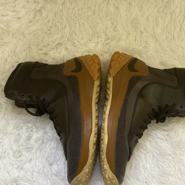 Nike Zoom Kynsi Jacquard/Faux Leather,Women,Brown/Tan Waterproof Boots.Size-7.5 - Image 6