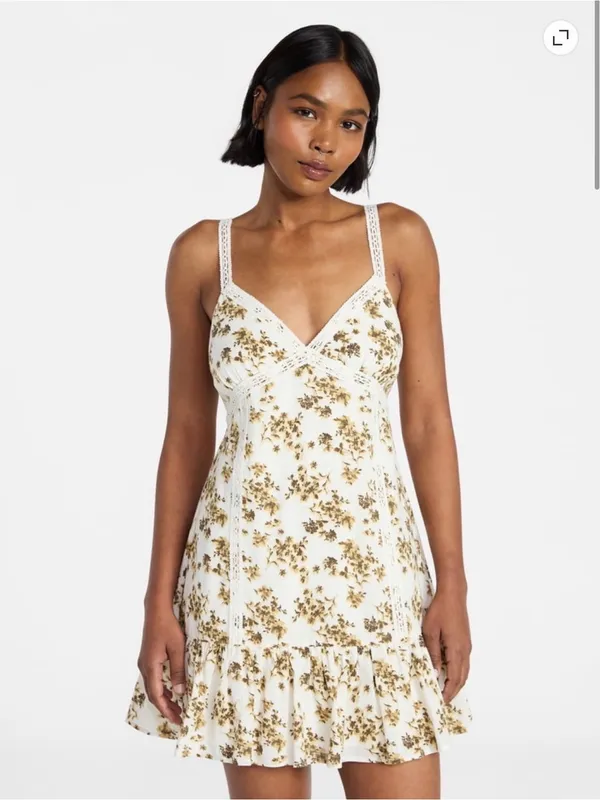 NWT No Boundaries Crochet Trim Mini Dress sz M 8-10 - Image 6