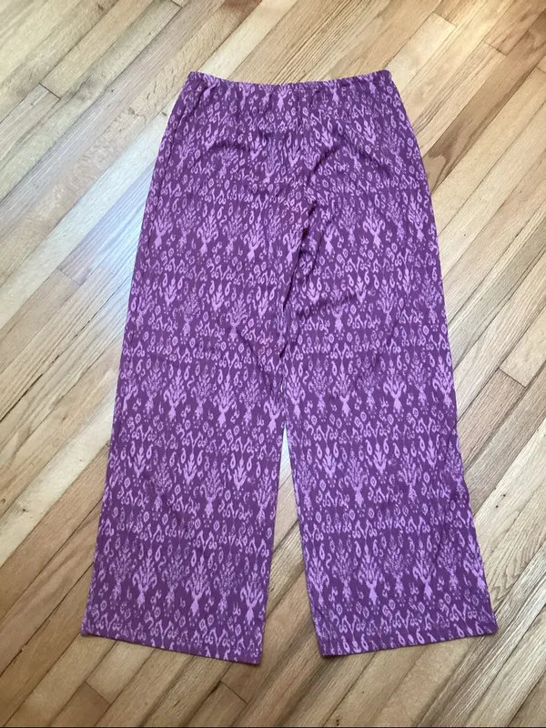 NWT Divided H&M dark pink patterned pull on pants size medium - Image 5