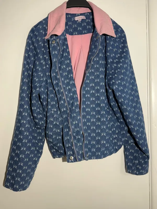 Anthropologie Dot & Lu Quilted Blue Floral Jacket Pink Collar Missing Zipper - Image 14