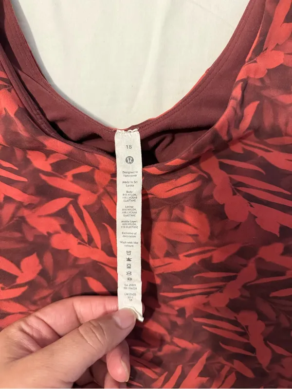lululemon Align tank (no pads) - Image 4