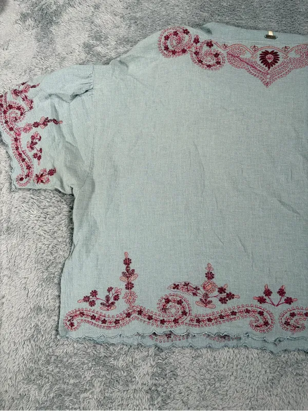 Free people Light Blue Embroidered Boho Top - Floral Accent large - Image 15