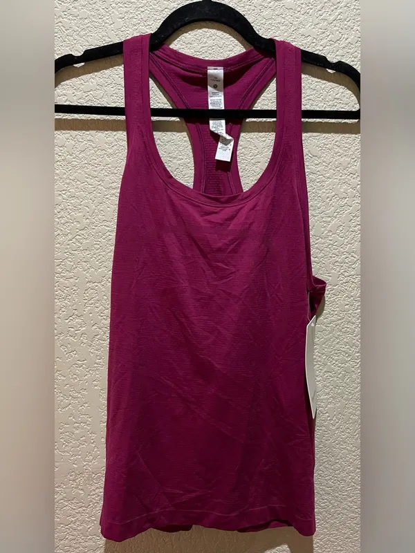 lululemon athletica NWT Swiftly Tech Racerback Tank Top 2.0 Magenta Purple 10 - Image 4