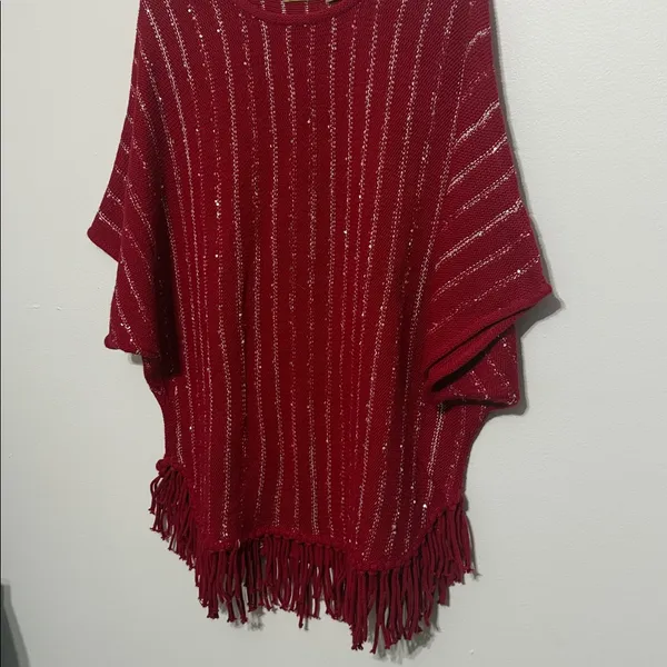 Valerie Stevens Red Knit Sparkle Fringed Shaw Sweater Top - Image 3