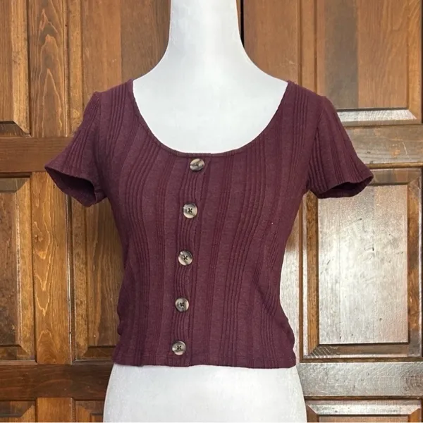 Aeropostale Aero‎ ‘seriously soft’ Burgundy Cropped Shirt Size Medium Top - Image 2