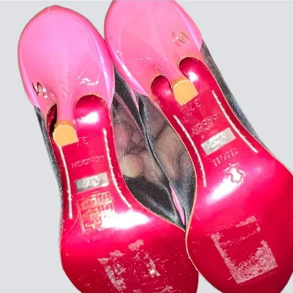 Stuart Couture gorgeous unique pink patten leather heels with black mesh… - Image 13