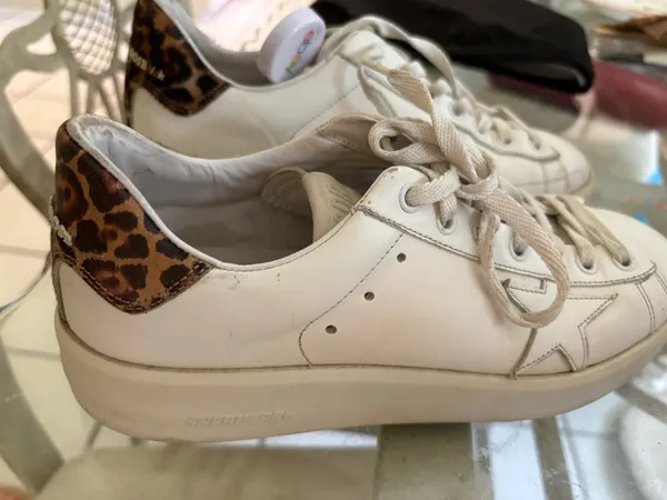 Authentic Golden Goose Superstars - Image 7