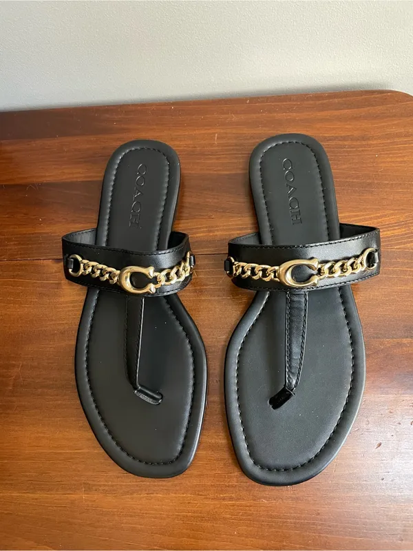 Coach Black Leather Thong Sandals with Gold Chain Accent Size 8.5 - Image 3