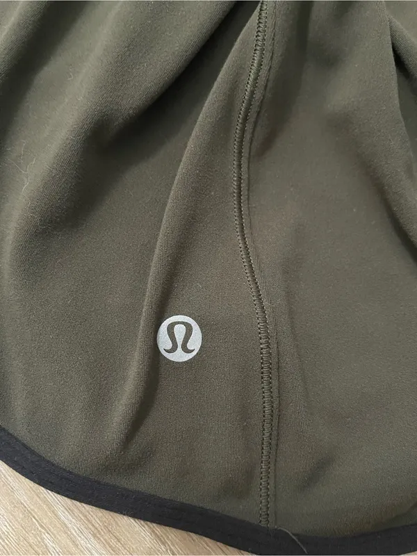 Lululemon Women's Long Sleeve Athletic Hoodie - Image 2