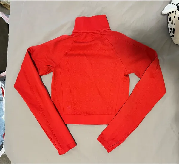 All in Motion Workout Long Sleeve - Image 2