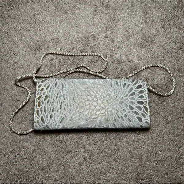 Revolve Princess Clutch - Image 3