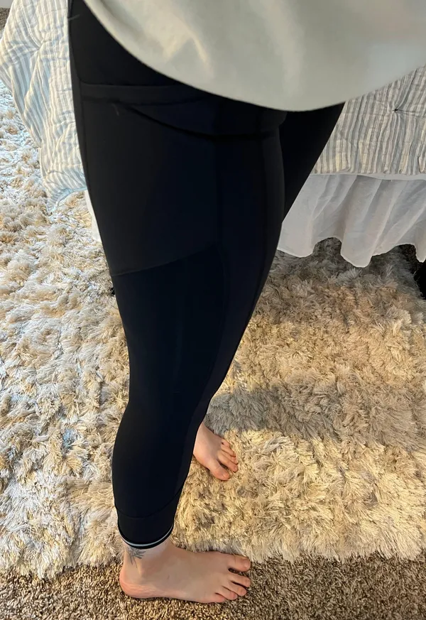Lululemon Reflective Leggings - Image 5
