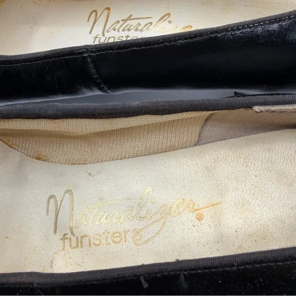 Vintage Naturalizer Funster Black Leather Loafer Heels Women’s 8.5AA Narrow - Image 7