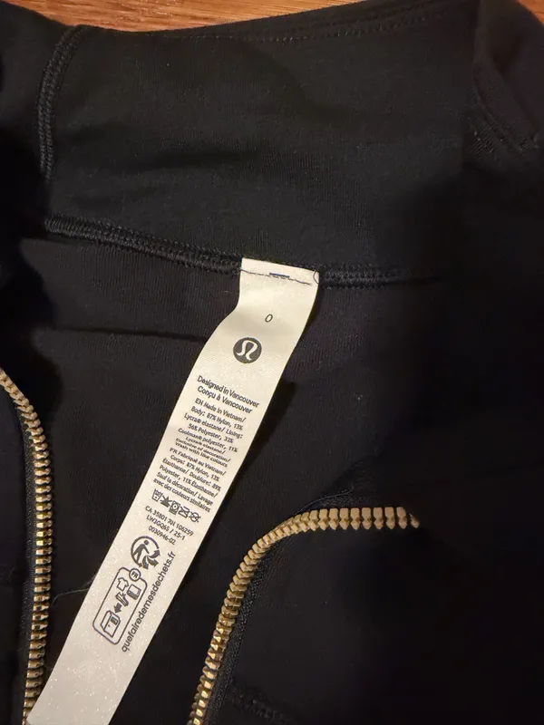 Lululemon Define Jacket Gold Zipper Black - Image 2