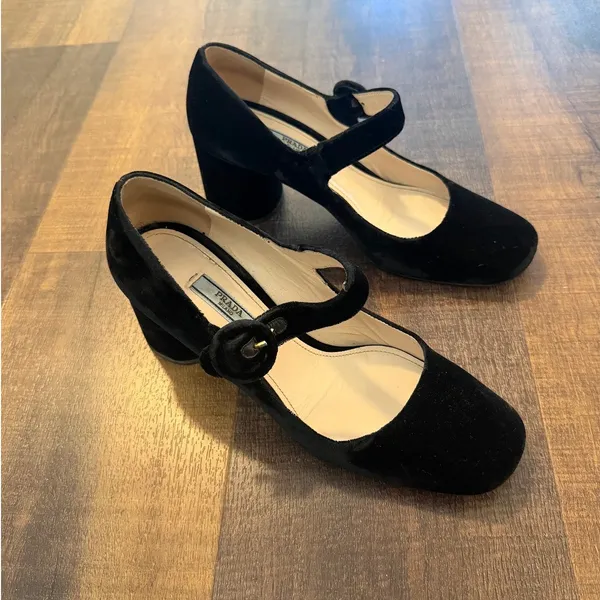 Prada Black Velvet Mary Jane Block Heel Pumps Size 37.5/ 7.5 - Image 7