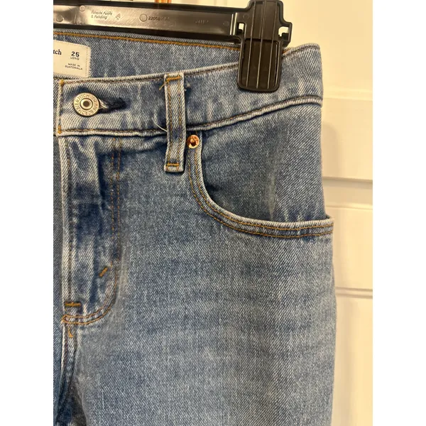 Abercrombie & Fitch Curve Love The 90s Straight Mid Rise Jeans Blue 25 Long boho - Image 3