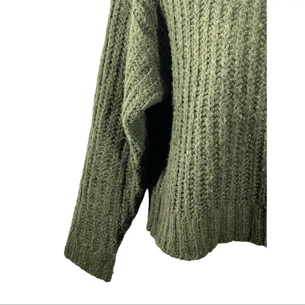 American Eagle Dark Green Chunky Knit Sweater | Small | Cropped Oversized Fit - Image 3