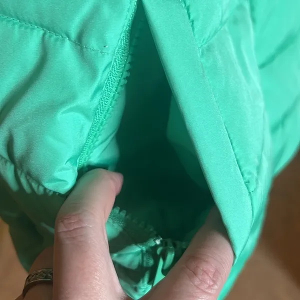 GAP ColdControl Windproof Puffer Vest Mint Green Medium Lightweight Quilted - Image 10