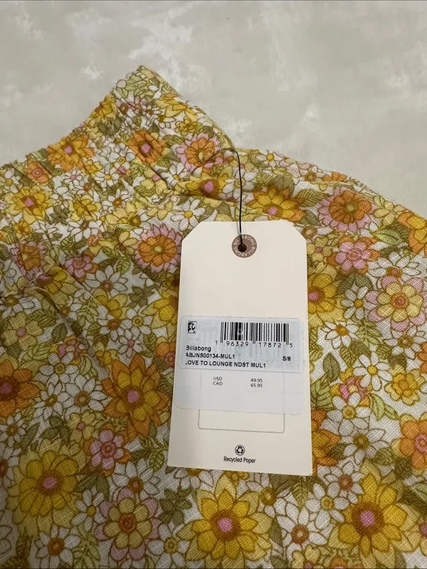 Billabong Yellow Floral Love to Lounge Shorts NWT - Image 5