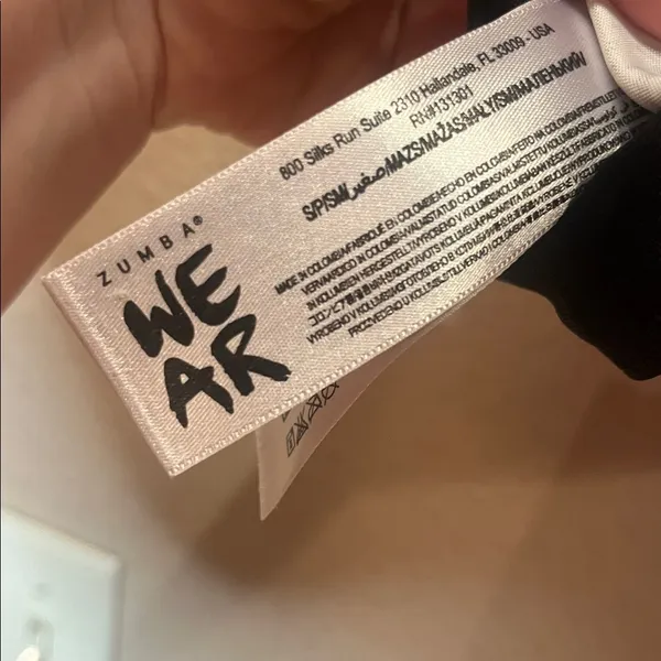 Zumba Women’s Zmoji Mesh Insert Sports Bra Colorful Workout Aerobics Small - Image 9