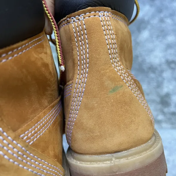 Timberland boots women 7.5 Premium 6 Inch Wheat Waterproof Rugged Outdoors - Image 9