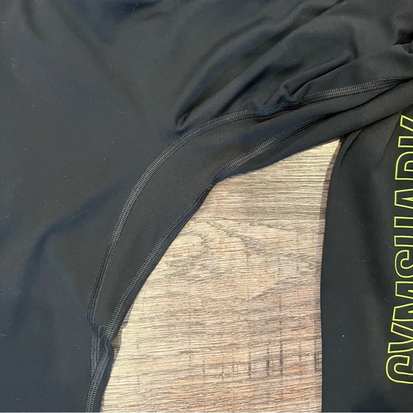 Gymshark Full Length Black Leggings Size Small - Image 4