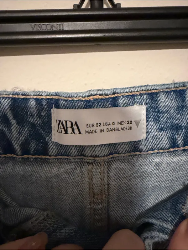 Zara Light Blue Frayed Hem Denim Shorts - Image 4