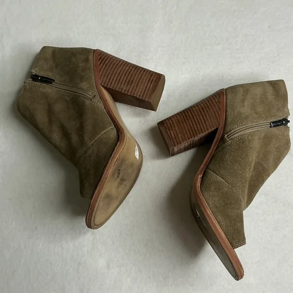 Vince Camuto Kathleen Open Toe Suede Bootie Block Heel Peep Toe‎ 9M - Image 3