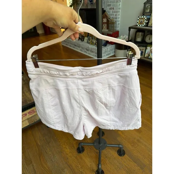 Lululemon Dance Studio high-rise shorts pink 12 elastic waistband - Image 3