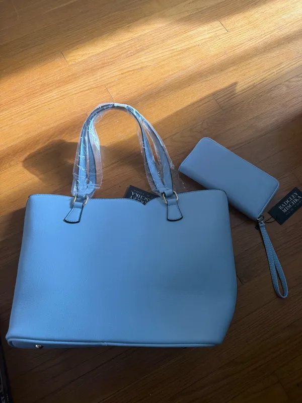 BADGLEY MISCHKA NEW YORK THE RAE LARGE TOTE with Matching Zip Wallet NWT - Image 7