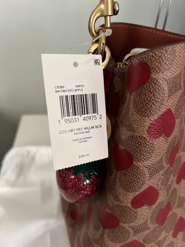 Coach Willow Bucket Bag In Signature Canvas With Heart Print - Image 5