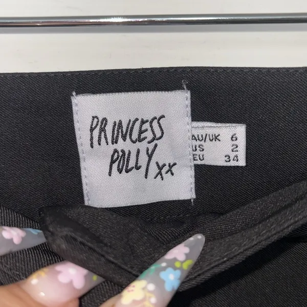 Princess Polly Kaitlyn Set Black Shorts Size 2 - Image 4