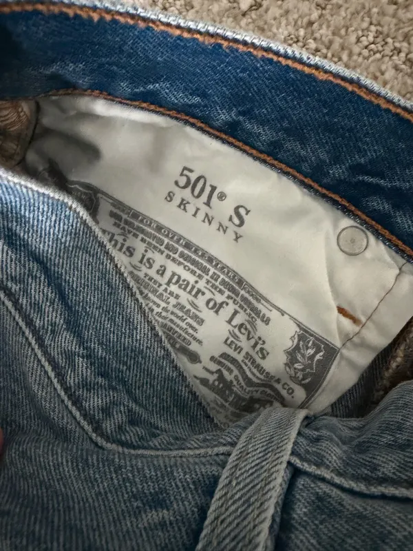 Levi’s High-Rise 501 Skinny Jeans - Image 5