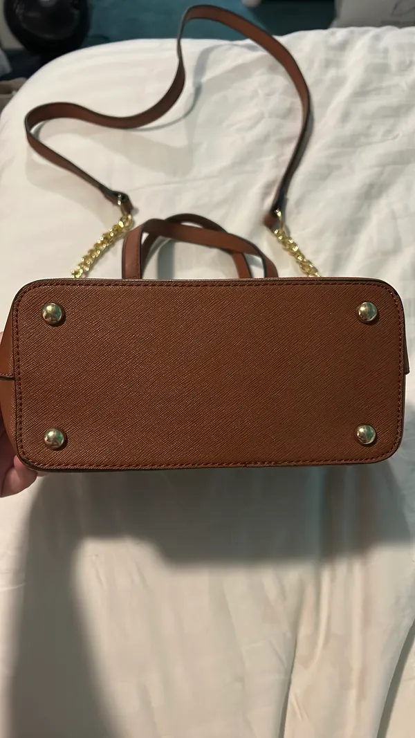 Michael Kors Leather Bag - Image 4