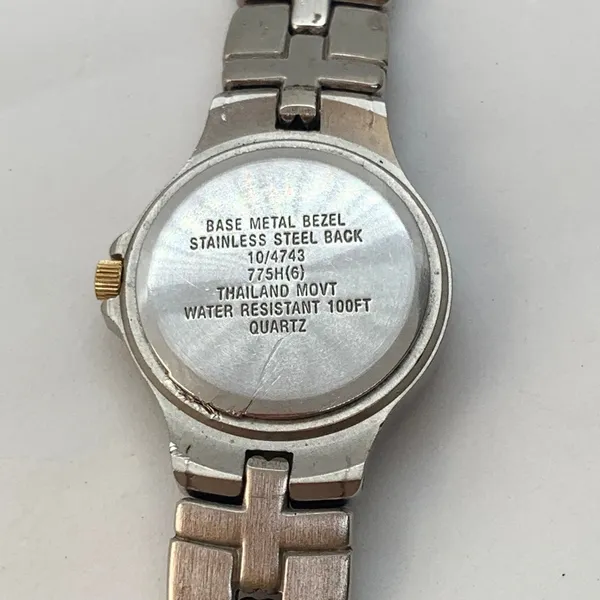 Anne Klein ladies date watch two tone size 7” with battery - Image 6