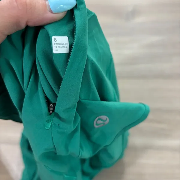 Lululemon Track That High-Rise Lined Short 3" Kelly Green Women Size 6 - Image 3