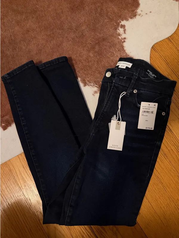 Good American Jeans - Image 3