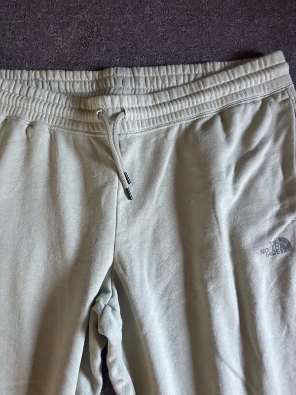The North Face light green joggers woman’s size XXL EUC - Image 2