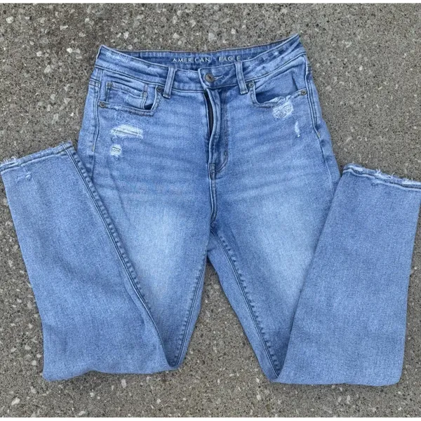 American Eagle Women's Stretch Mom Jeans Straight Leg SZ 4‎ Distressed - Image 3
