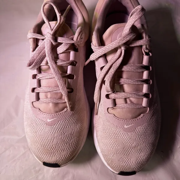 Nike Women's Light Pink Sneakers - Image 8