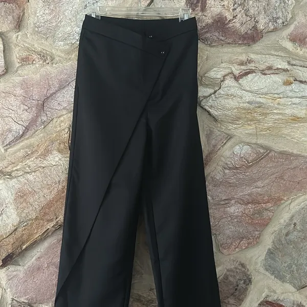 Commense Solid Asymmetrical Straight Leg Pants Set size xs Black - Image 6