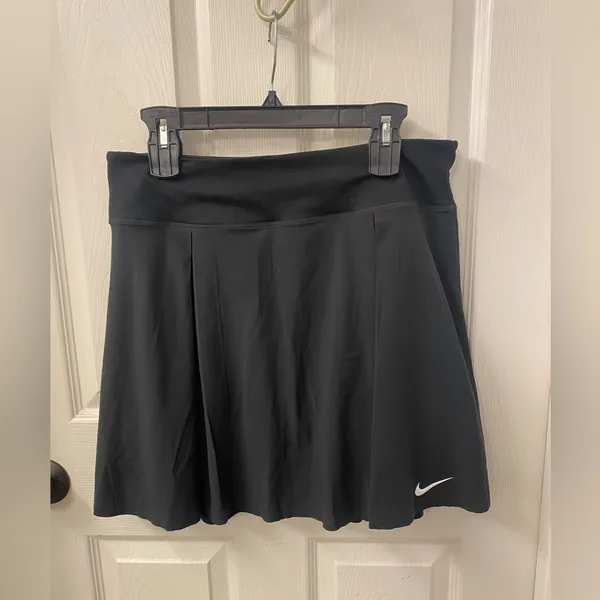 Nike Black Flared Skirt - Image 2