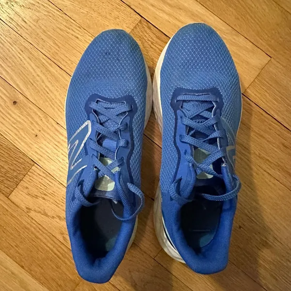 New Balance® Fresh Foam Arishi v4 Women's Shoes - Image 2
