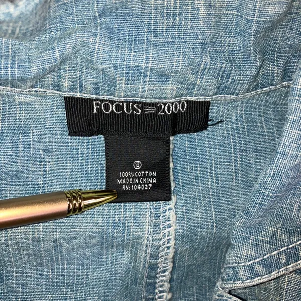 Vtg Focus 2000 Denim Blazer‎ Women M Light Wash 2 Button 4 Pocket Utility Jacket - Image 7