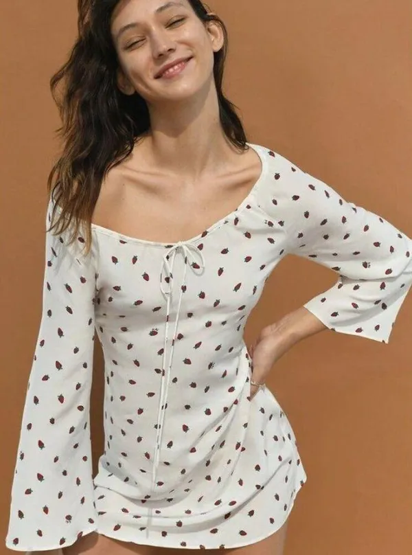 💕REALISATION PAR💕 Luna Dress ~ White Strawberry Print Small S NWT - Image 6