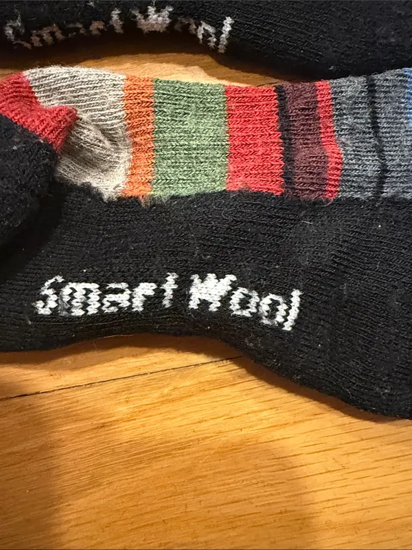 Smart wool women’s socks . Black - Image 2