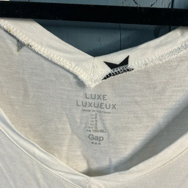 GAP White Star Pattern Short Sleeve Tee | Size Small - Image 3