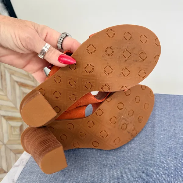 UGG Celia‎ Mule Sandals Womens 9 Orange Suede Stacked Block Heel Open Toe Slide - Image 7